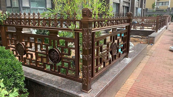 景觀河道不銹鋼護(hù)欄有什么作用？