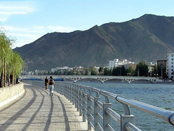 河道不銹鋼安全防護(hù)欄