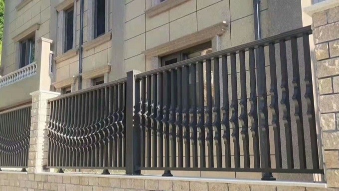 彩色陽(yáng)臺(tái)不銹鋼護(hù)欄 彩色陽(yáng)臺(tái)不銹鋼護(hù)欄