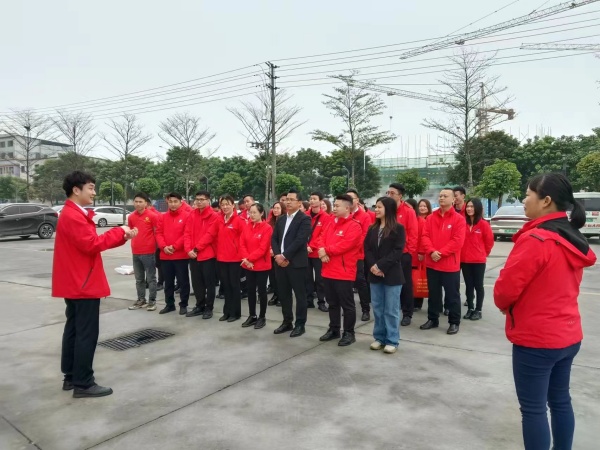 用行動詮釋愛心 喜師傅不銹鋼護欄生產(chǎn)廠家點燃環(huán)保希望之光