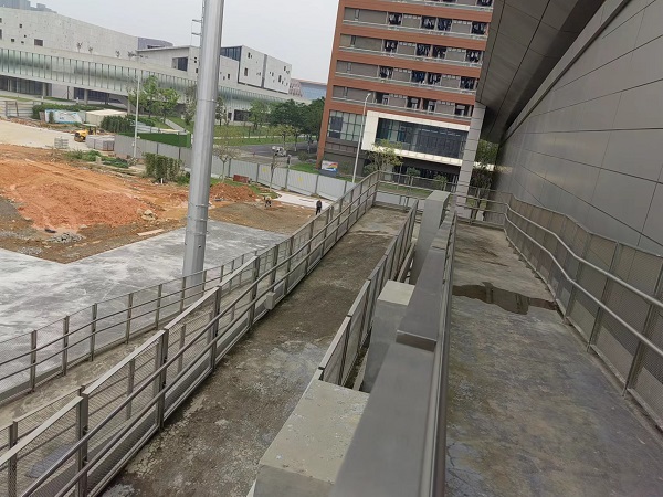 不銹鋼護(hù)欄