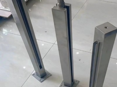 不銹鋼立柱 不銹鋼立柱