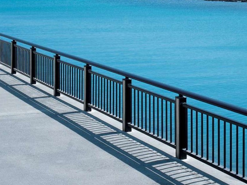 不銹鋼河道護(hù)欄 不銹鋼河道護(hù)欄