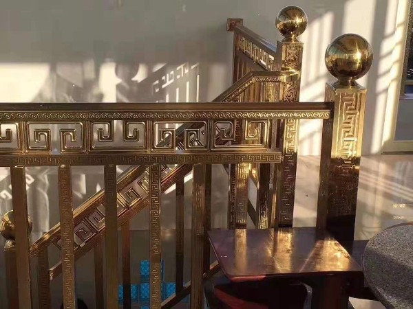 喜師傅分享：不銹鋼護(hù)欄樣式都有哪些？