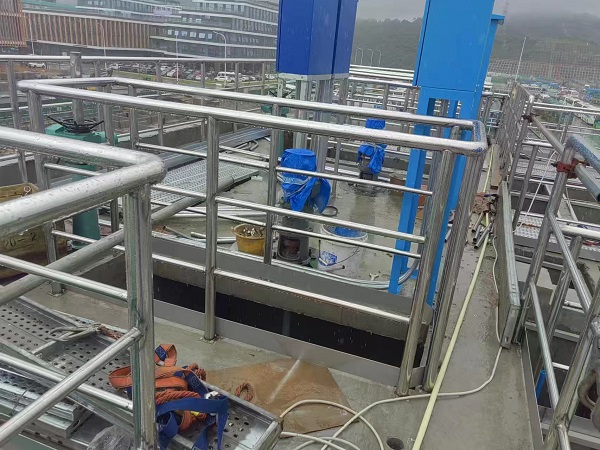 什么會影響不銹鋼護欄使用質(zhì)量？